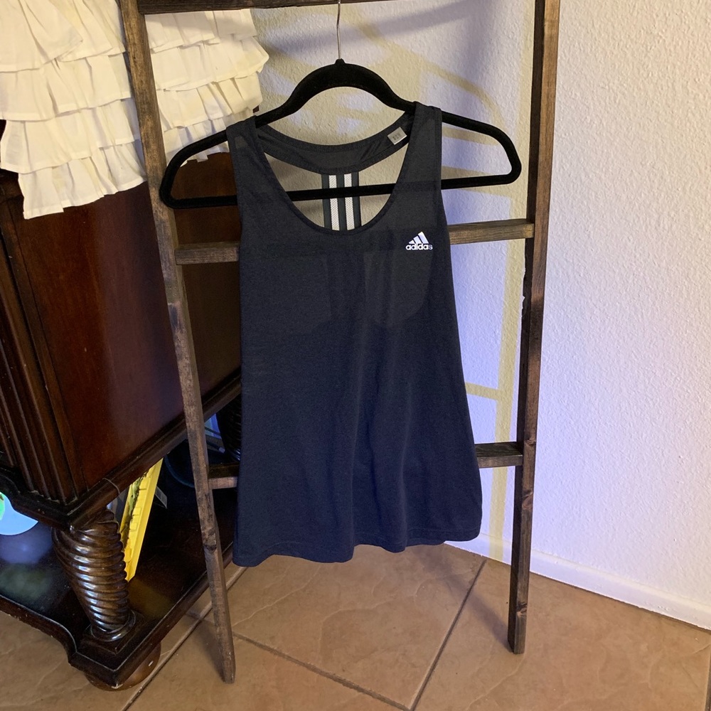 ADIDAS CHARCOAL WORKOUT TANKTOP! SIZE MEDIUM!